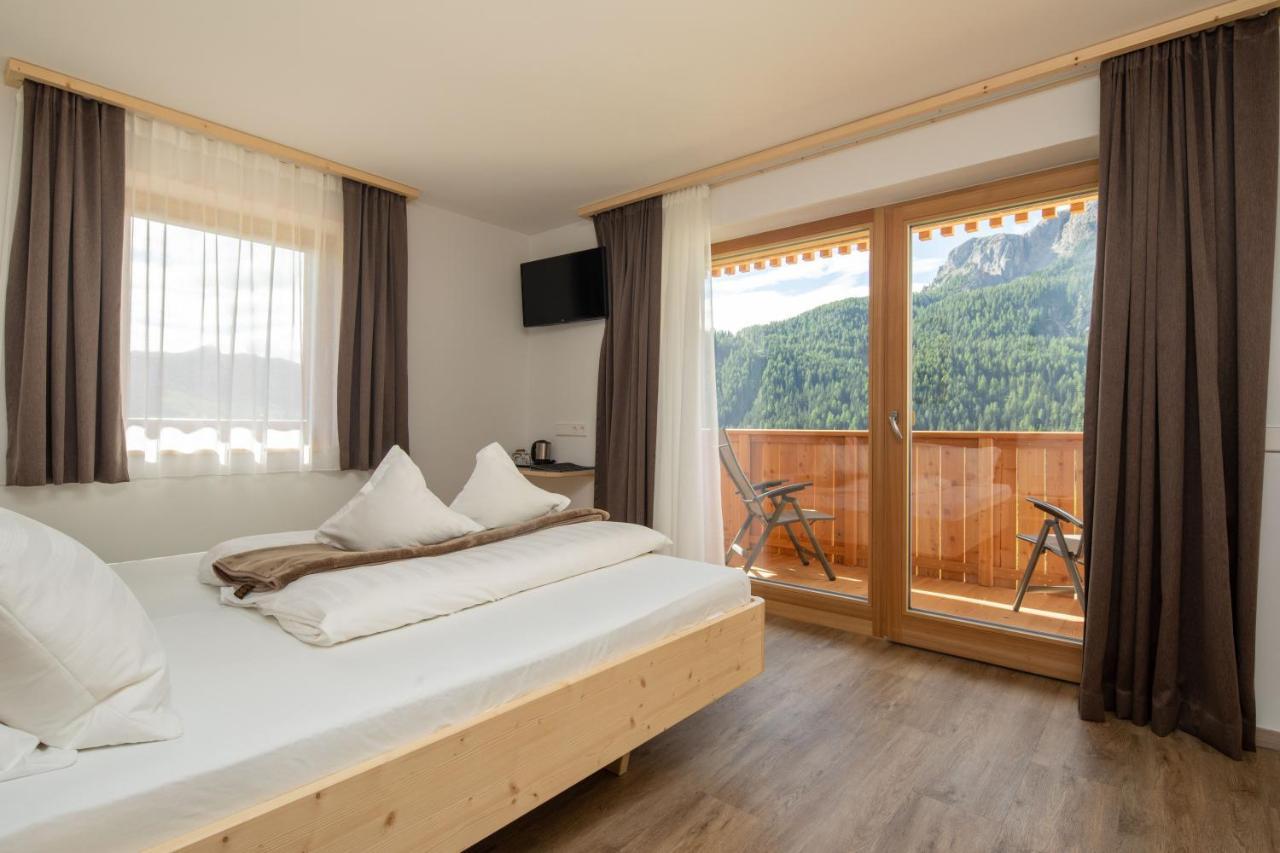 Declara B&B And Apartaments Colfosco Eksteriør bilde