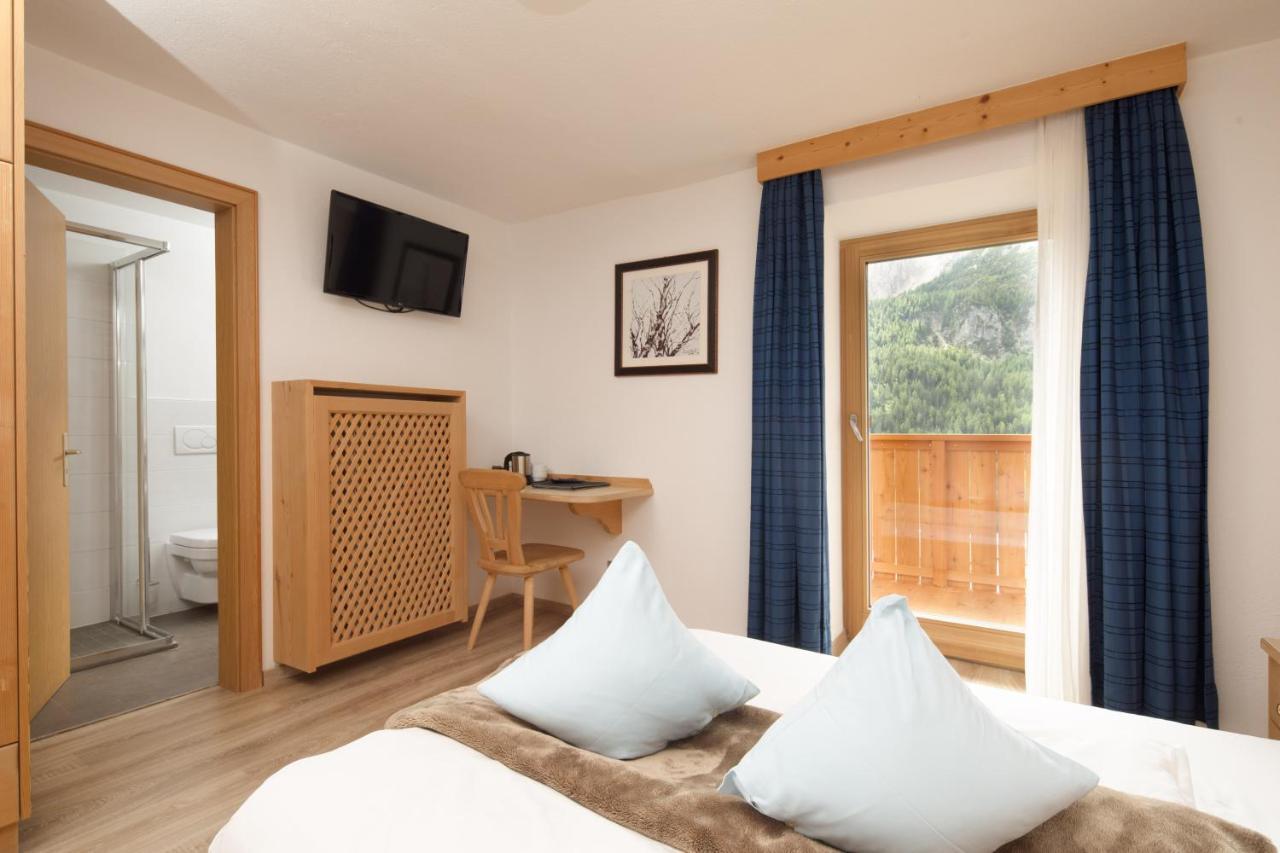 Declara B&B And Apartaments Colfosco Eksteriør bilde