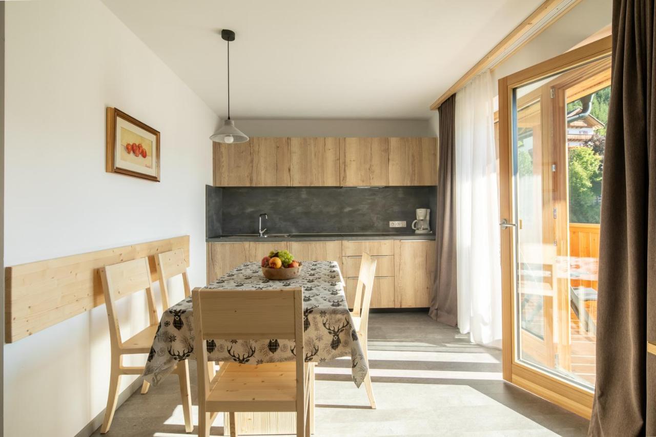 Declara B&B And Apartaments Colfosco Eksteriør bilde