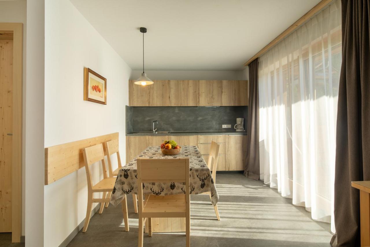 Declara B&B And Apartaments Colfosco Eksteriør bilde